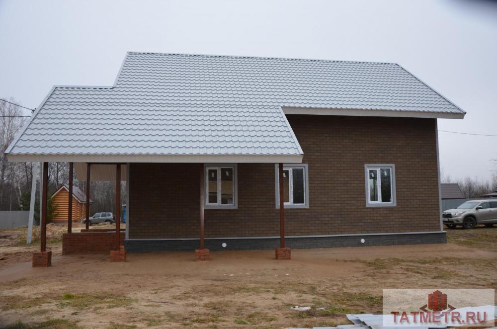   Двухэтажный современный коттедж, общей площадью 157 кв. м. в очень живописном месте , близко к городу, в коттеджном... - 4