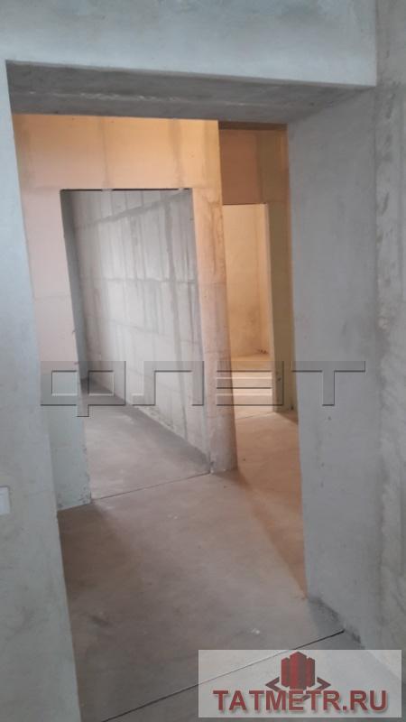 Продажа / Квартиры, Казань, Серова улица, 3 900 000 Казань, ул. Серова 46, двухкомнатная квартира на 9 этаже 9 этажного кирпичного дома, 2017 года постройки. Отличная,... - 12