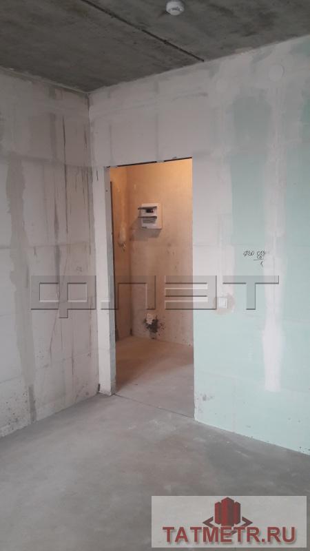 Продажа / Квартиры, Казань, Серова улица, 3 900 000 Казань, ул. Серова 46, двухкомнатная квартира на 9 этаже 9 этажного кирпичного дома, 2017 года постройки. Отличная,... - 14