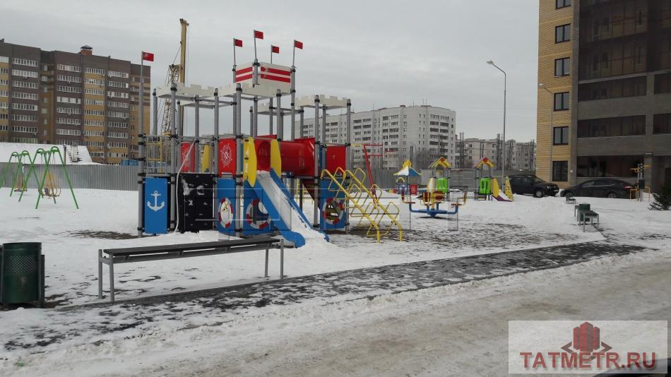 Продажа / Квартиры, Казань, Серова улица, 3 900 000 Казань, ул. Серова 46, двухкомнатная квартира на 9 этаже 9 этажного кирпичного дома, 2017 года постройки. Отличная,... - 21