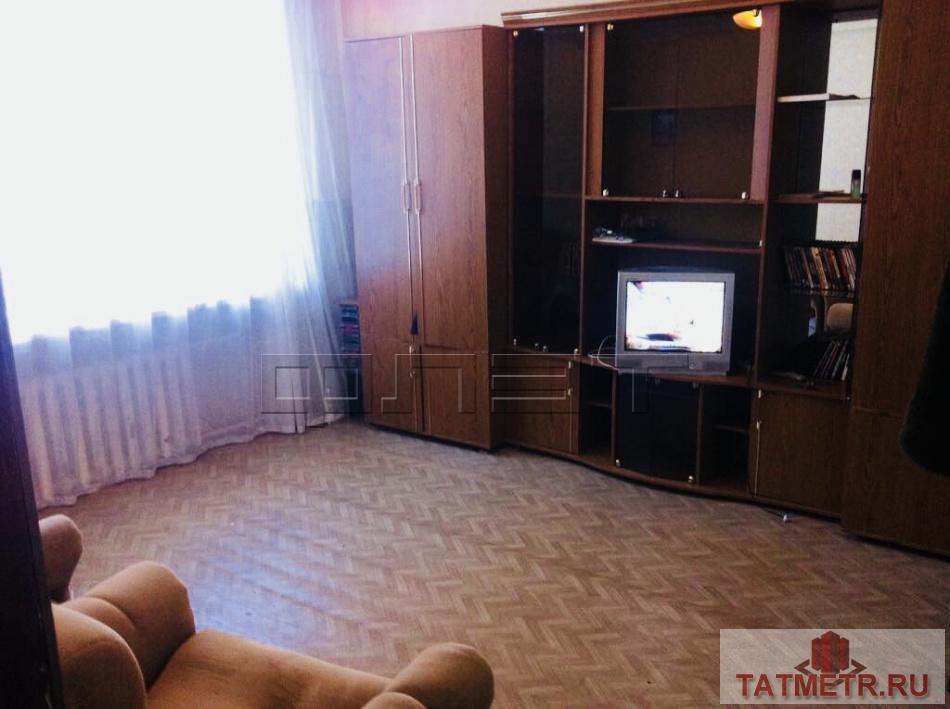 Продажа / Квартиры, Казань, Восход улица, 2 500 000 Выставлена на продажу хорошая 2- х комнатная сталинка. Высокие потолки 3 метра,хорошая шумоизоляция. Двор...