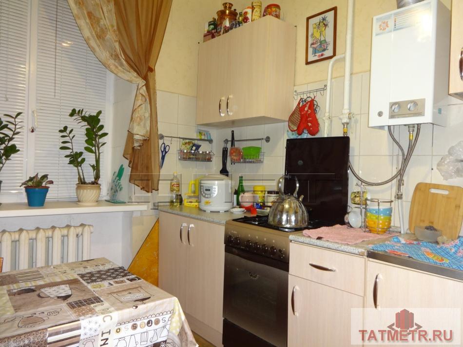 Продажа / Квартиры, Казань, Правды улица, 1 800 000 Советский район. Продаётся просторная 1комнатная квартира на первом этаже двухэтажного кирпичного дома. Квартира... - 3