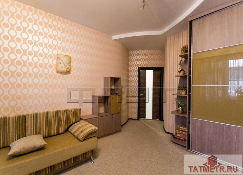 Продажа / Квартиры, Казань, Чистопольская улица, 14 495 000 Продаётся шикарная квартира бизнес-класса, по ул.Чистопольская 26/5, на втором этаже, с дизайнерским ремонтом и... - 8