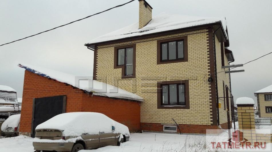 Продажа / Дома и коттеджи, Казань, Песочная улица, 6 490 000 Выставлен на продажу отличный кирпичный двухэтажный коттедж на Сухой реке, Авиастроительный район, Казань. Общая...