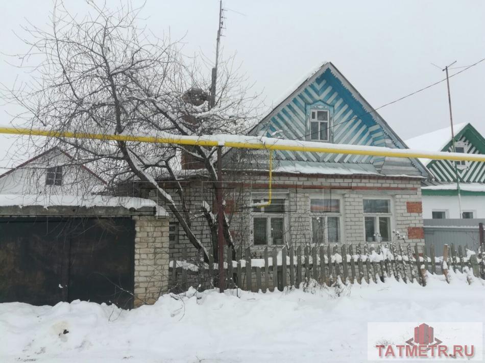 Продажа / Дома и коттеджи, Казань, Лесная улица (Отары), 1 500 000 Пос.Отары, Приволжский район. Дом 1-этажный из силикатного кирпича, на высоком фундаменте, высокие потолки, холодная...