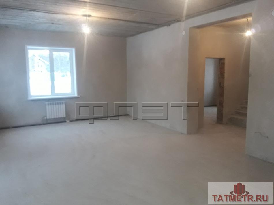 Продажа / Дома и коттеджи, Дубровка, Рябиновая улица, 9 500 000 Продается отличный Дом у озера, недалеко от леса. Коттеджный поселок премиум класса «Загородный клуб». Новый дом, из... - 4