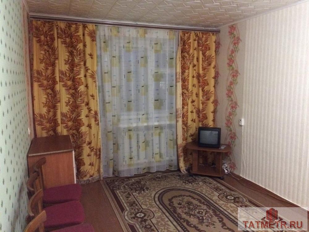Аренда / Квартиры, Зеленодольск, Гоголя улица, 8 000 Сдаётся хорошая квартира в г.Зеленодольске. В квартире есть: диван, телевизор, холодильник, стол, стулья, шкаф,...