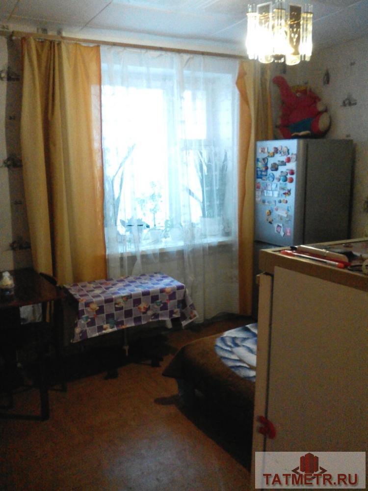 Аренда / Квартиры, Зеленодольск, Тукая улица, 8 000 Сдаются уютные комнаты в г. Зеленодольск. В блоке проведена вода. Установлена ванна, две раковины. В комнатах... - 1
