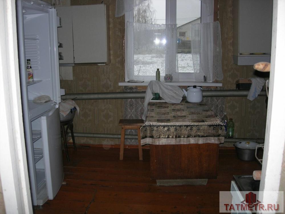 Продажа / Дома и коттеджи, Нижние Вязовые, Гвардейская улица, 1 300 000 Уютный дом в пгт. Нижние Вязовые. В доме просторные светлые комнаты с большими пластиковыми окнами. Три отдельные не... - 4