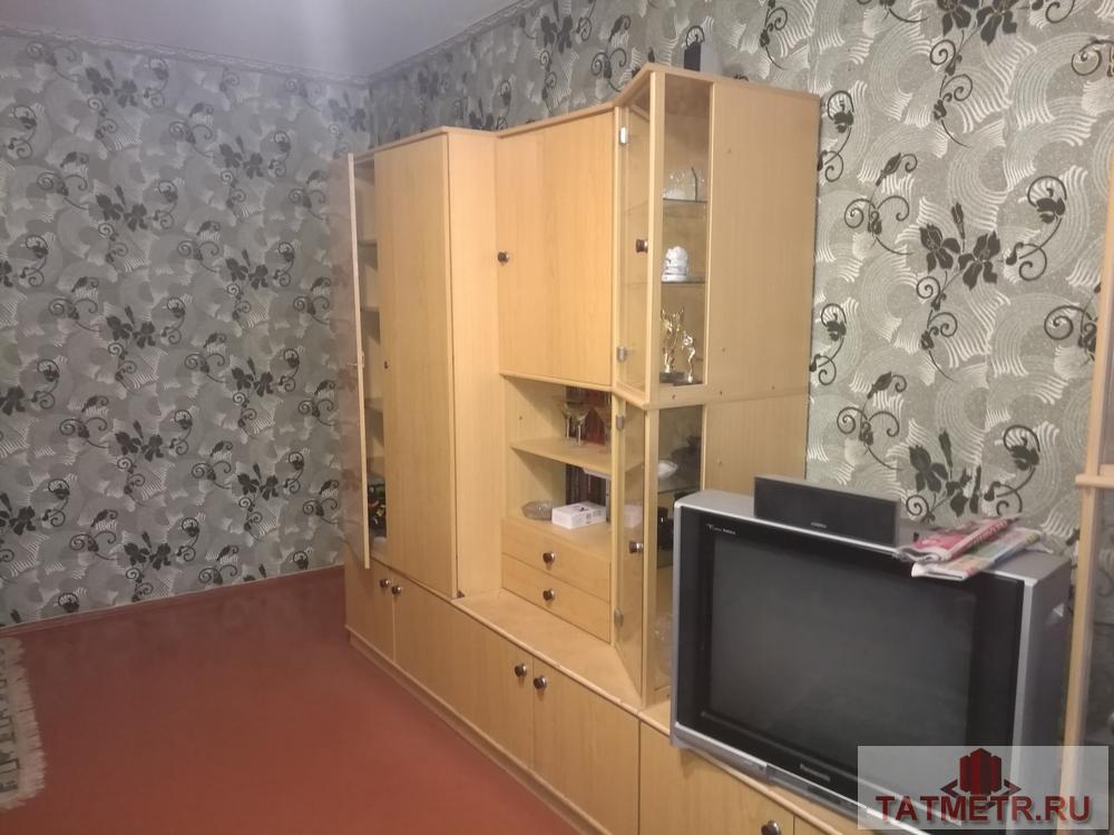 Продажа / Квартиры, Казань, Ибрагимова проспект, 2 700 000 Квартира в хорошем состоянии на 2 этаже 5-ти этажного дома. Просторный зал 19.3 кв.м. с хорошим ремонтом и выходом на... - 1