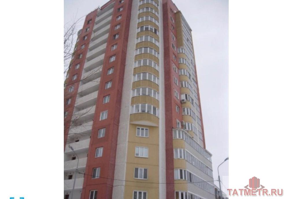 Продажа / Квартиры, Казань, Братьев Касимовых улица, 3 300 000 Отличная однокомнатная квартира (почти двухкомнатная - подробности ниже в описании) в доме 2011 года постройки. Дом...