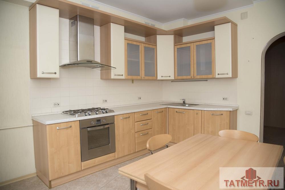 Продажа / Квартиры, Казань, Тунакова улица, 8 990 000 Продам просторную 4-к квартиру 133 кв/м с очень удобной планировкой. Дом расположен в тихом месте по адресу... - 12