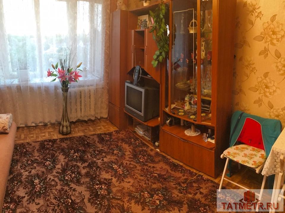 Продажа / Квартиры, Казань, Калугинская улица, 1 850 000 Гостинка, в хорошем состоянии! Имеется душевая кабина и с/у. Частично остаётся мебель, кухонный гарнитур, шкаф в... - 2