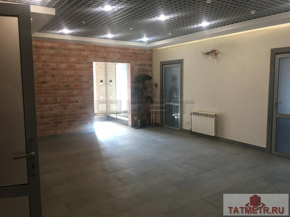 Коммерческая / Аренда / Офисы, Казань, Толстого улица, 170 000 В ЖК Суворовский сдаётся помещение свободного назначения. В новом жилом доме на первом этаже. Помещение общей... - 8