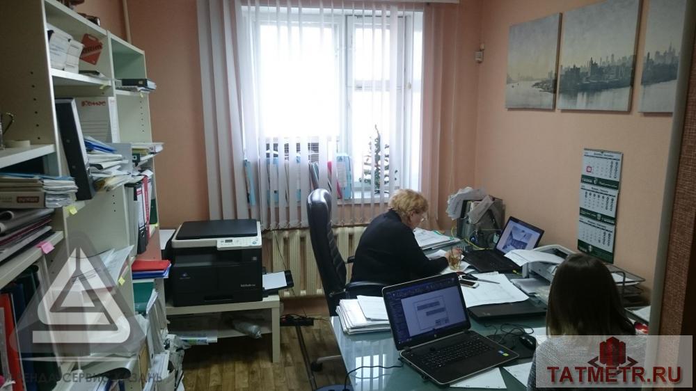 Коммерческая / Продажа / Офисы, Казань, Дзержинского улица, 4 018 560 Продается блок-офис в самом центре города, в двух минутах от Кремля, напротив здания расположено Министерство...