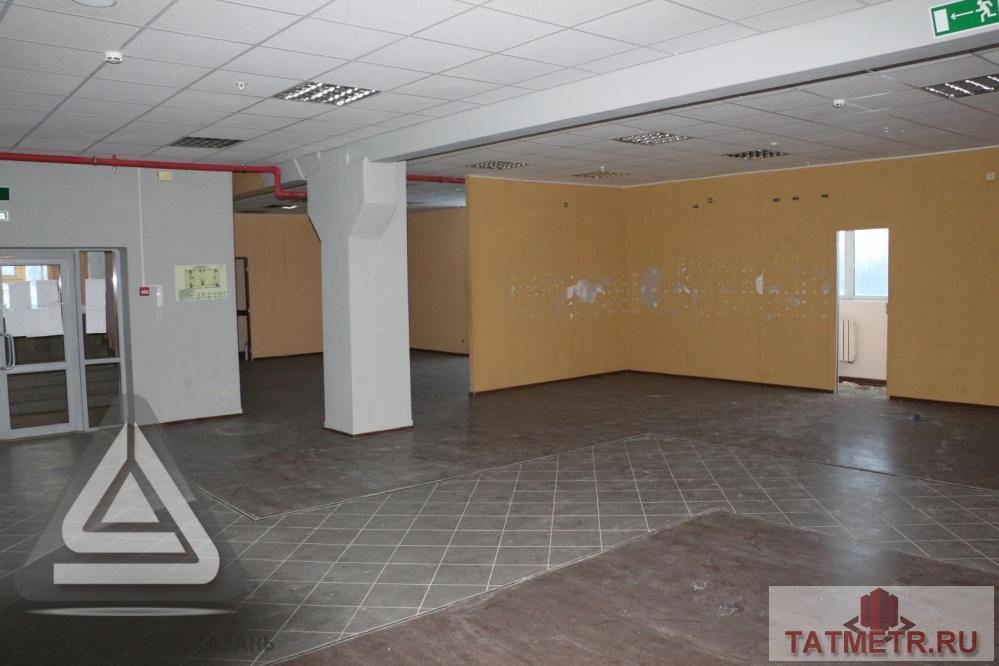 Коммерческая / Аренда / Торговые помещения, Казань, Сибирский тракт, 254 221 Предлагаем огромнейшее помещение, целиком весь третий этаж! Возможно разделить на комфортабельные торговые площади и... - 7