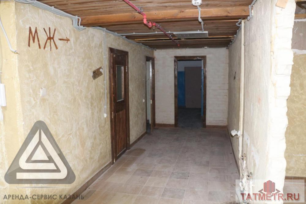 Коммерческая / Аренда / Торговые помещения, Казань, Сибирский тракт, 214 400 Сдается шикарное просторное помещение в ТЦ 'Мега мебель'. Возможно сдать частями, можем предложить нужный Вам метраж,... - 2
