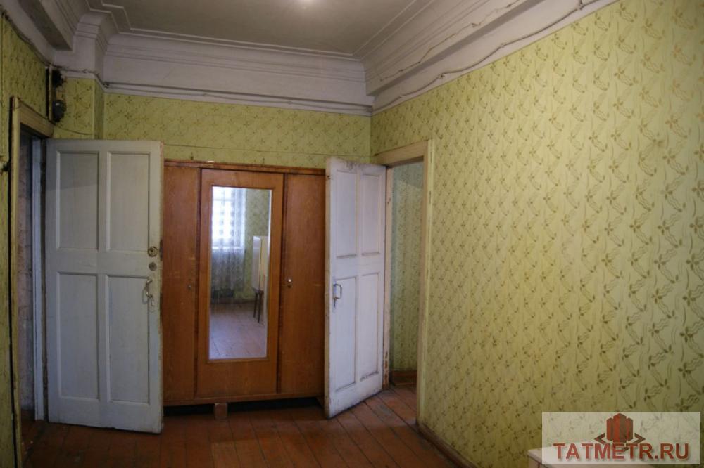 Продажа / Комнаты, Казань, Ленинградская улица, 900 000 Комната 28 кв. м. по выгодной цене! Дом расположен в уютном обжитом районе, в близости детских садов, школ,... - 1