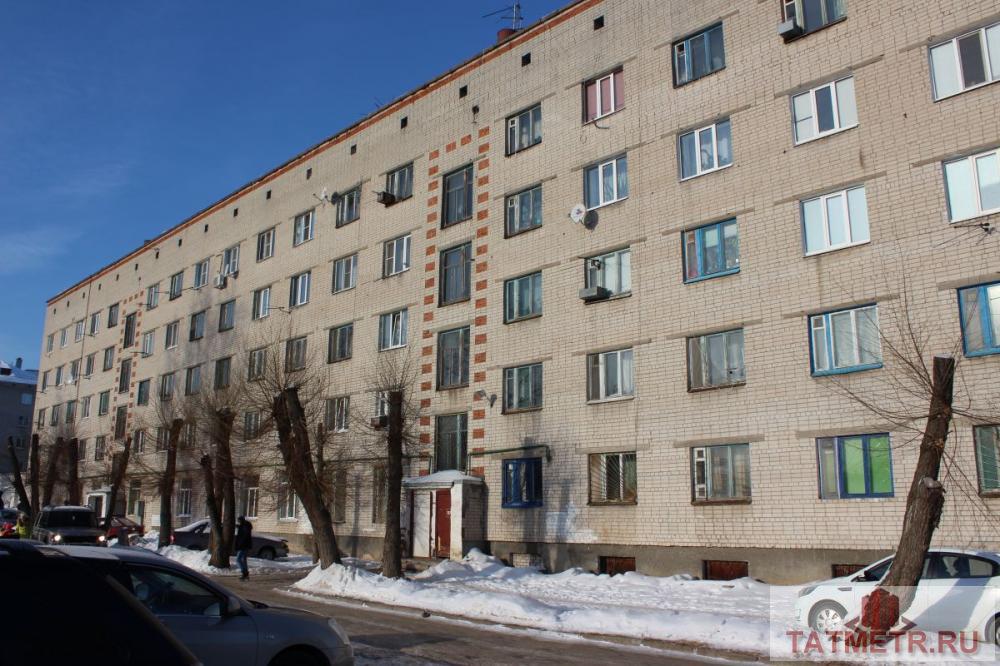 Продажа / Комнаты, Казань, Беломорская улица, 1 200 000 Посмотрите просторную комнату с отличной площадью и по выгодной цене! Квартира расположена в 5 минутах езды от метро... - 3