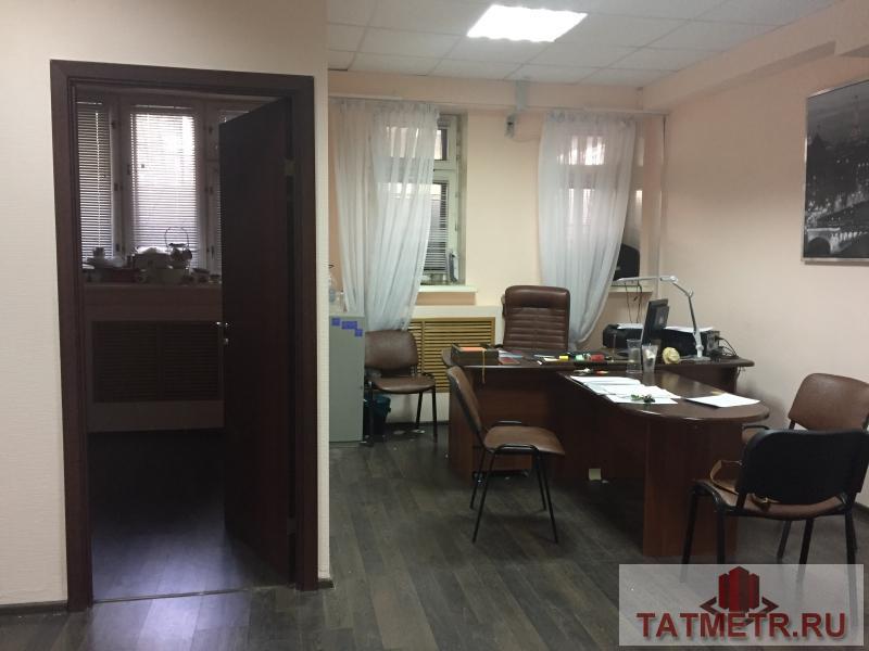 Коммерческая / Продажа / Офисы, Казань, Спортивная улица, 5 150 000 Продам офисное помещение 93 кв.м . в полуцокольном этаже по ул. Спортивная 33 (Советский р-н) на 1/10 кирпичного...