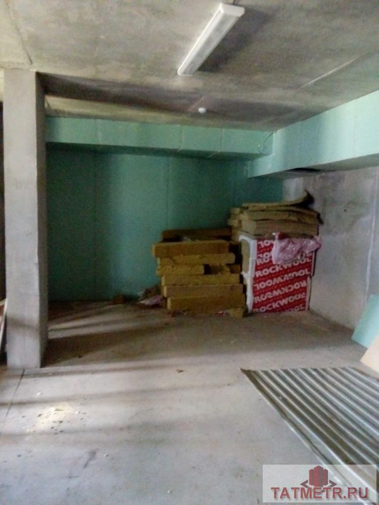 Коммерческая / Продажа / Офисы, Казань, Халезова улица, 4 600 000 Срочно продаю офисное помещение свободной планировки в новом, сданном жилом доме, первая линия, на 1 этаже жилого... - 3