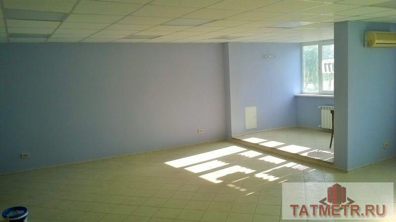 Коммерческая / Продажа / Офисы, Казань, Победы проспект, 3 700 000 Продается коммерческое помещение свободного назначения 70,6 кв.м на 1 этаже 18 этажного кирпичного дома. Находится на... - 1