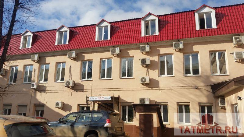Коммерческая / Продажа / Офисы, Казань, Мусы Джалиля улица, 200 000 Предлагаем в аренду Первый этаж офисного здания 200 кв.м. в самом ЦЕНТРЕ Города на улице Мусы Джалиля...