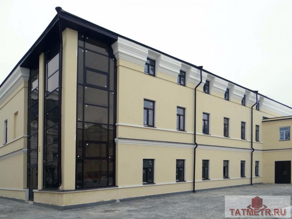 Коммерческая / Аренда / Офисы, Казань, Московская улица, 910 000 Уважаемые клиенты, по адресу Московская (центр города Казани), сдается в аренду эксклюзивное здание, площадью 1400м²....