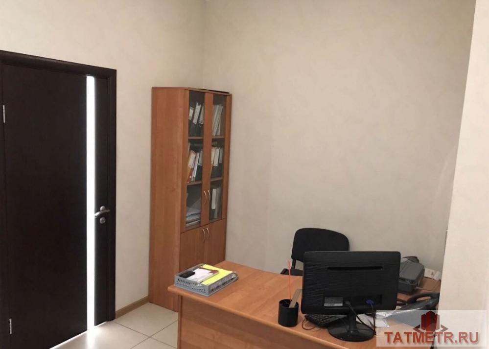 Коммерческая / Аренда / Офисы, Казань, Чистопольская улица, 26 500 Сдается офисное помещение, разделённое на несколько комнат общей площадью 70 кв.м. Два санузла, коридор. Два... - 2