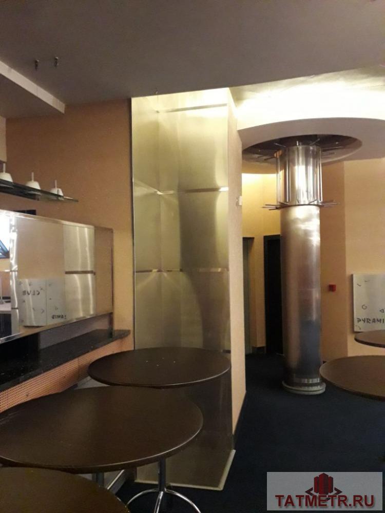 Коммерческая / Аренда / Офисы, Казань, Московская улица, 180 000 Сдаем в долгосрочную аренду помещения по адресу: Московская д.3, КРК 'Пирамида' . Общая площадь 300 кв.м. Полностью... - 8