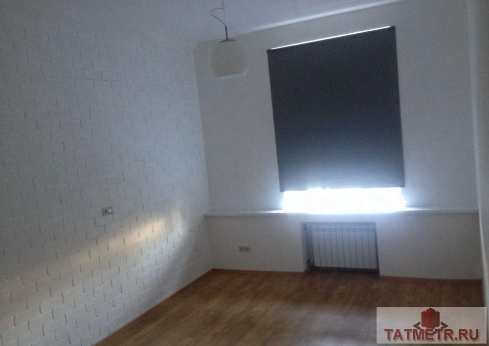 Коммерческая / Аренда / Офисы, Казань, Дзержинского улица, 35 000 Сдается дизайнерское помещение 1 этаж 1 линия. Свой отдельный вход. Панорамное окно. Все коммуникации. Есть место под...