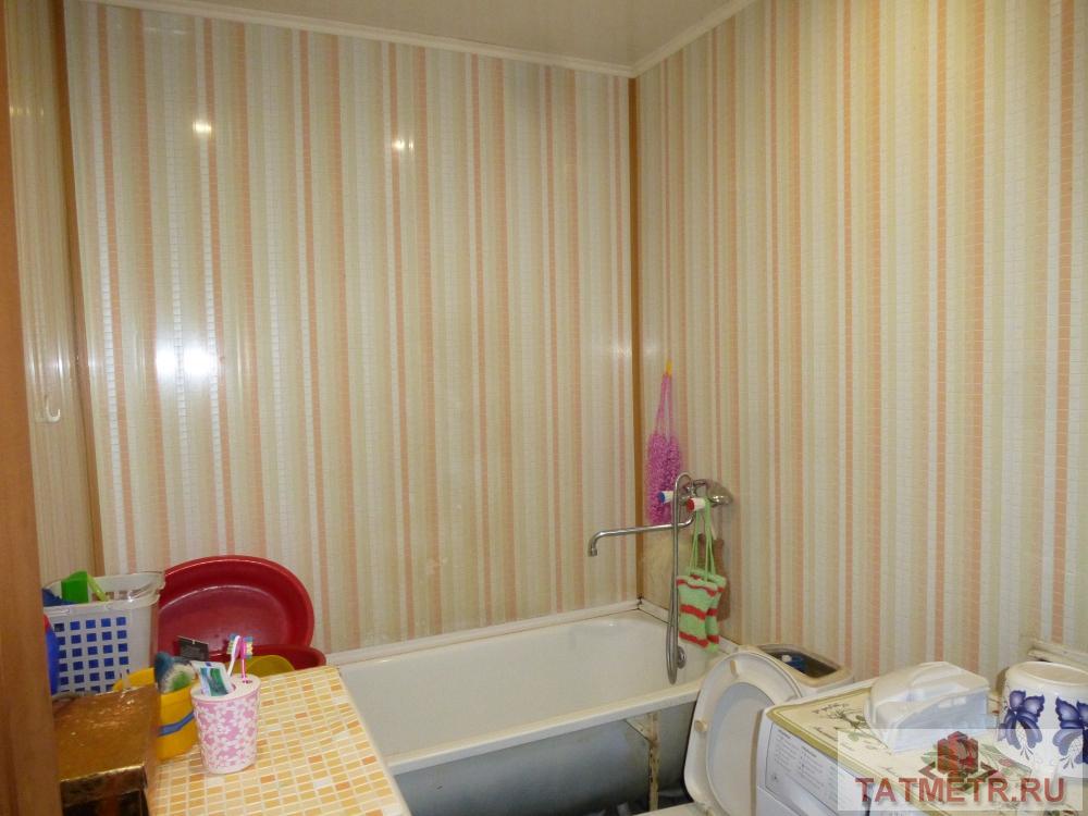 Продажа / Комнаты, Казань, Батыршина улица, 970 000 Московский район, ул. Батыршина, д.25. Продается комната в блоке (один сосед), со статусом квартиры. Светлая, уютная... - 2