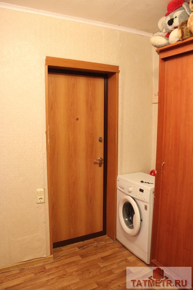 Продажа / Комнаты, Казань, Маршала Чуйкова улица, 1 060 000 Продается просторная комната на 9/9 этажного кирпичного дома по адресу: г.Казань,ул. Чуйкова,д.27. Площадь комнаты:... - 5