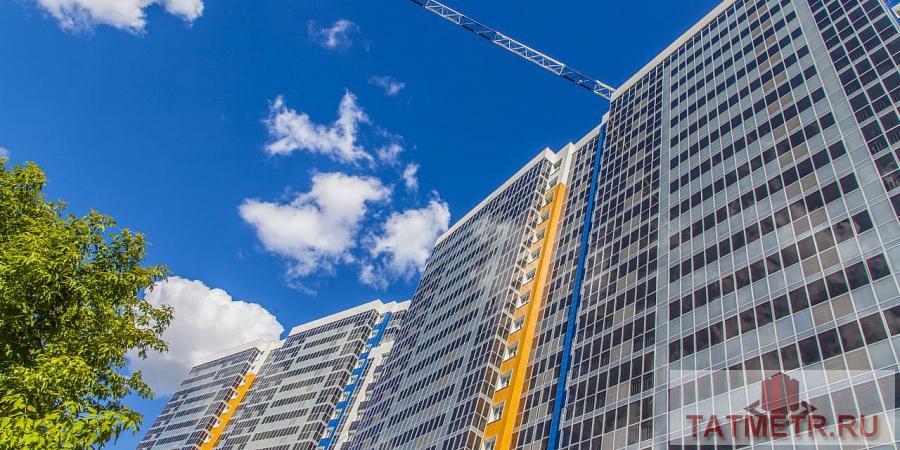 Продажа / Квартиры, Казань, Гвардейская улица, 2 453 850 Продается однокомнатная квартира площадью 38.95 / 16.55 / 9.30 кв.м. в жилом комплексе 'Голливуд' рядом со станцией... - 2