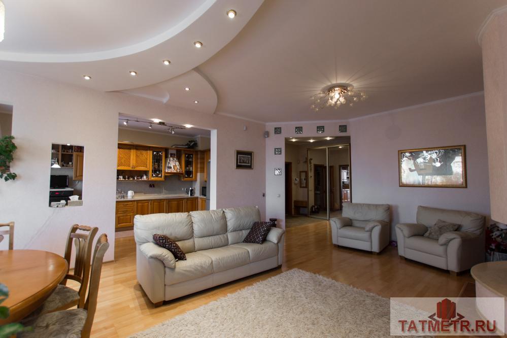 Продажа / Квартиры, Казань, малая Красная улица, 21 990 000 Казань. Вахитовский район. ул. Малая Красная, дом 13. Продается шикарная 3-х к¬омнатная квартира бизнес-класса в...