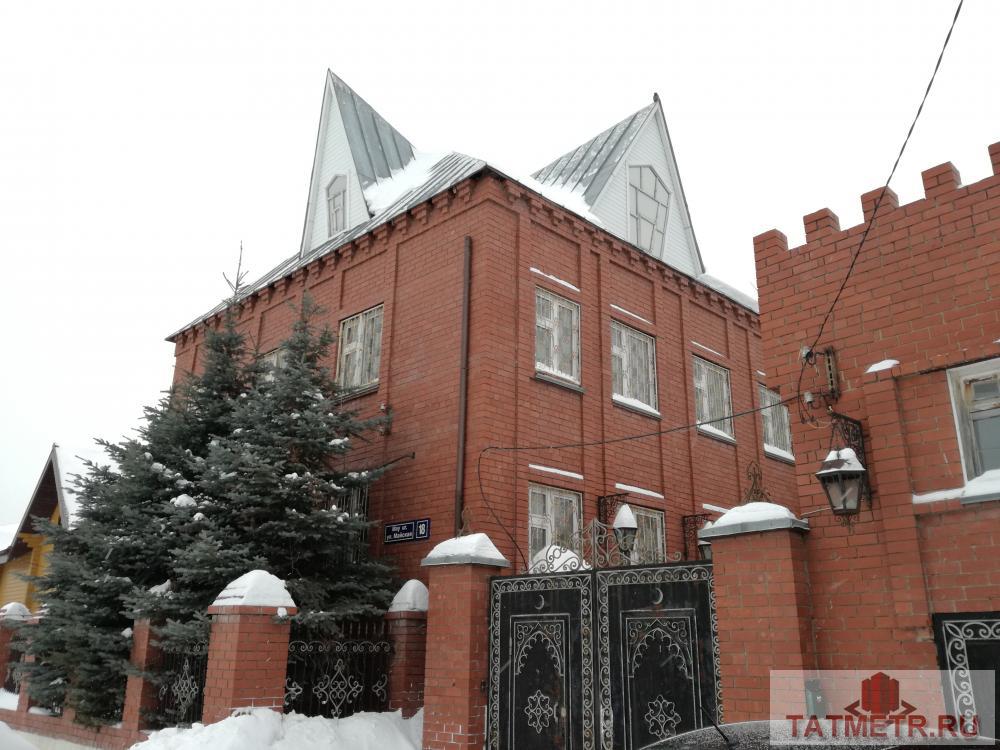 Продажа / Дома и коттеджи, Казань, Майская улица, 13 500 000 Приволжский район. ул. Майская, (ост. Танковое кольцо). Продам добротный 2- этажный кирпичный дом 454 кв.м. в 5...