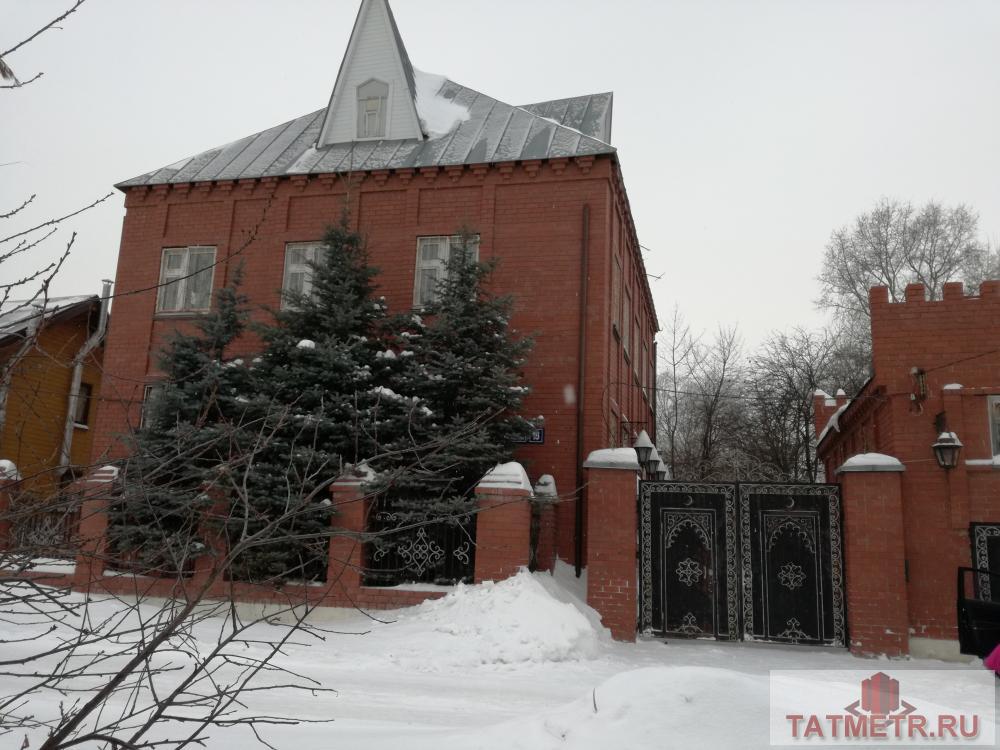 Продажа / Дома и коттеджи, Казань, Майская улица, 13 500 000 Приволжский район. ул. Майская, (ост. Танковое кольцо). Продам добротный 2- этажный кирпичный дом 454 кв.м. в 5... - 1