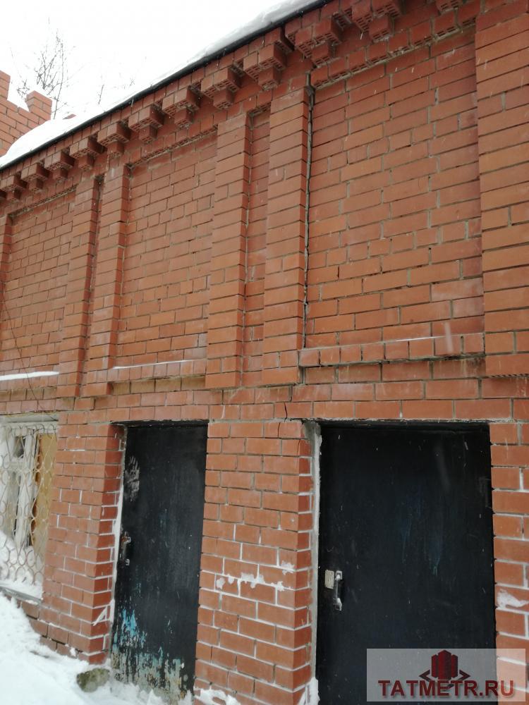 Продажа / Дома и коттеджи, Казань, Майская улица, 13 500 000 Приволжский район. ул. Майская, (ост. Танковое кольцо). Продам добротный 2- этажный кирпичный дом 454 кв.м. в 5... - 2