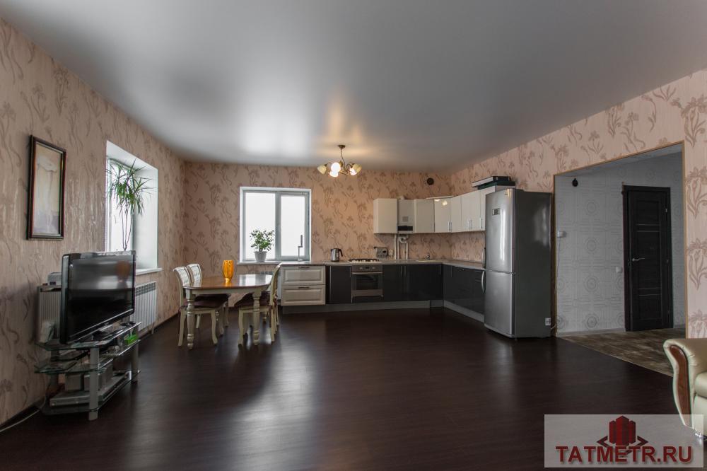 Продажа / Дома и коттеджи, Казань, Шмелиная улица, 9 200 000 Внимание! Предлагаем купить комфортабельный кирпичный коттедж в черте города - в Советском районе, пос .Вознесение.... - 2