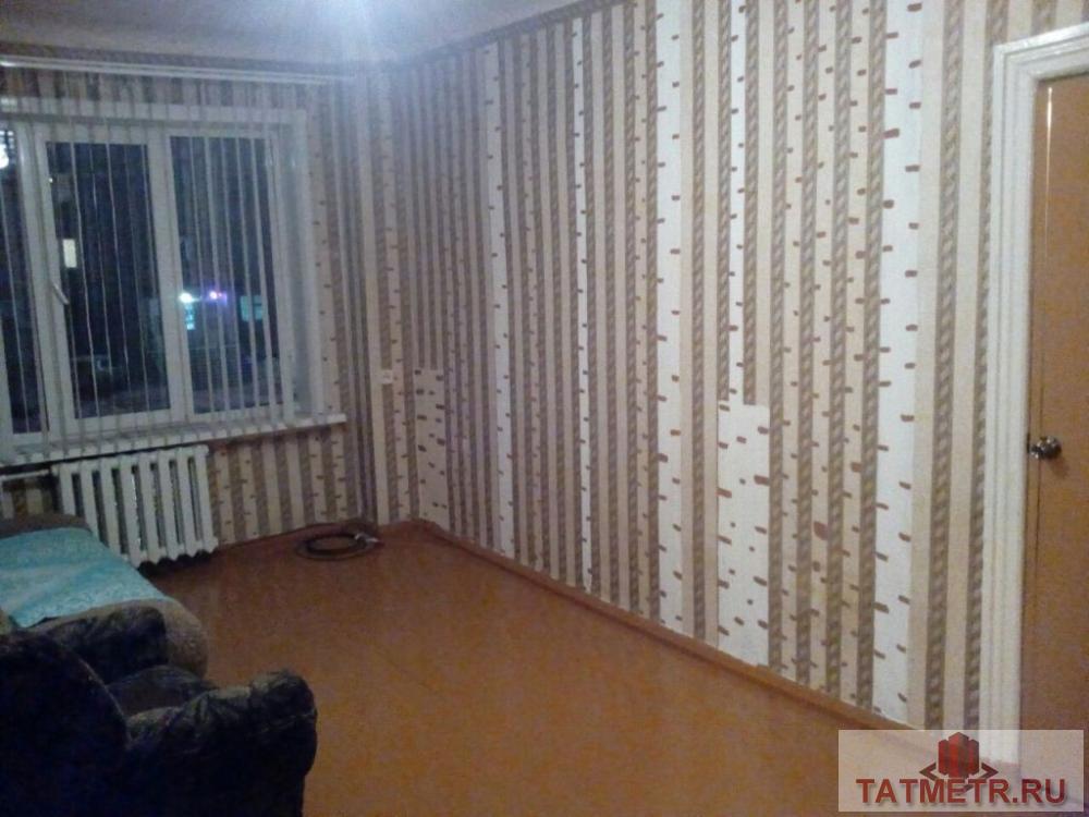 Продажа / Квартиры, Зеленодольск, Комсомольская улица, 759 000 Отличные две комнаты в г. Зеленодольск в коммунальной квартире. Комнаты просторные, уютные с хорошим ремонтом. Окна...