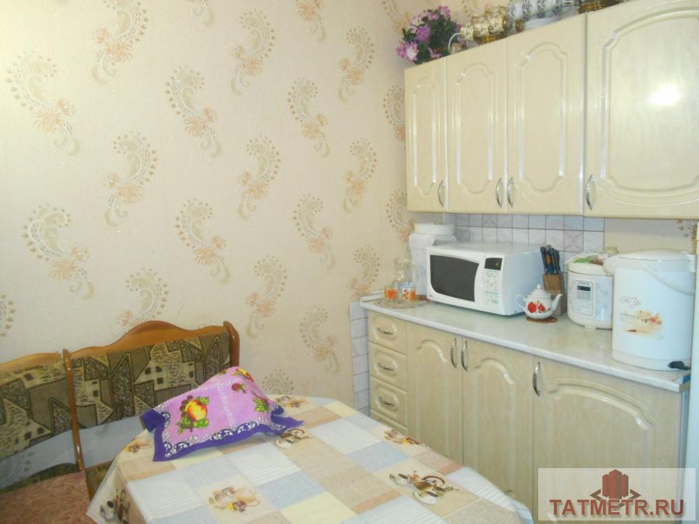 Продажа / Квартиры, Зеленодольск, Комарова улица, 1 400 000 Отличный двухкомнатный блок в г. Зеленодольск. Комнаты просторные, уютные в отличном состоянии. Окна пластиковые,... - 5