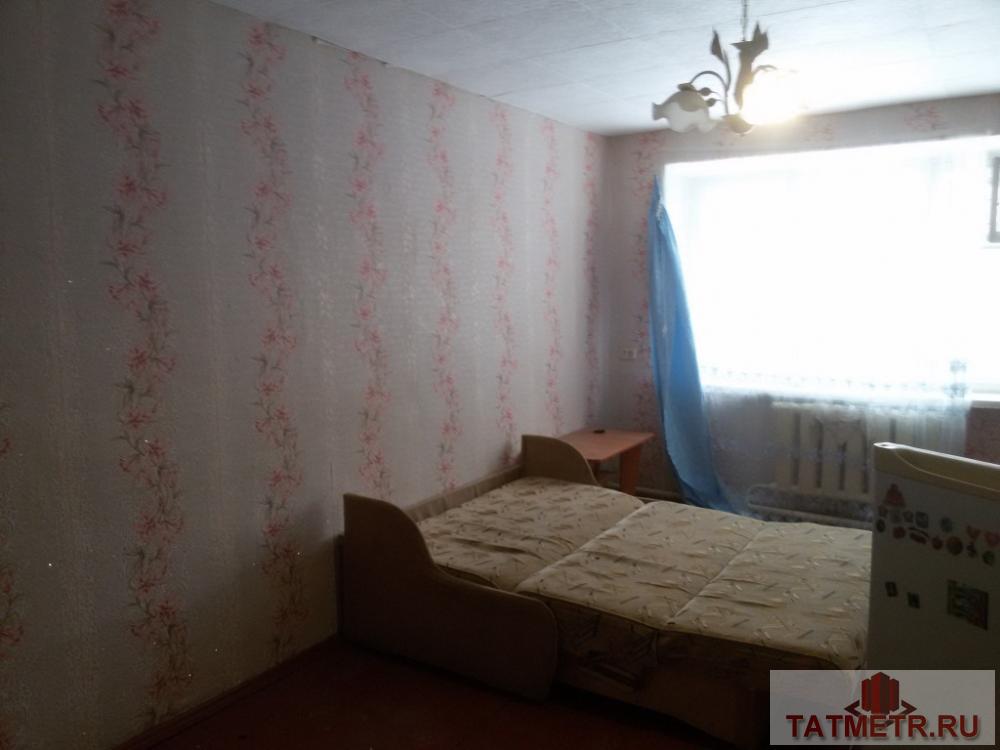 Аренда / Комнаты, Зеленодольск, Татарстан улица, 4 000 Хорошая комната в г. Зеленодольск. Комната со всей необходимой для проживания мебелью и техникой: диван, журнальный... - 3