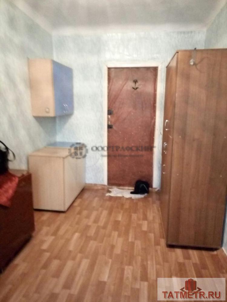Продажа / Комнаты, Казань, Даурская улица, 599 000 Предлагаем Вам приобрести комнату со статусом квартиры по адресу ул.Даурская,33!!! Коридор, кухня и с/у на 5 квартир.... - 3