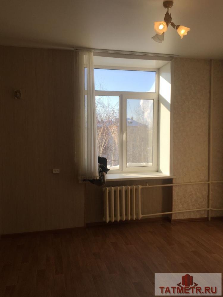 Продажа / Квартиры, Казань, Короленко улица, 1 350 000 Продается гостинка, статус квартиры по адресу: Г. Казань, ул. Короленко, д. 109. Дом кирпичный, сталинский проект....