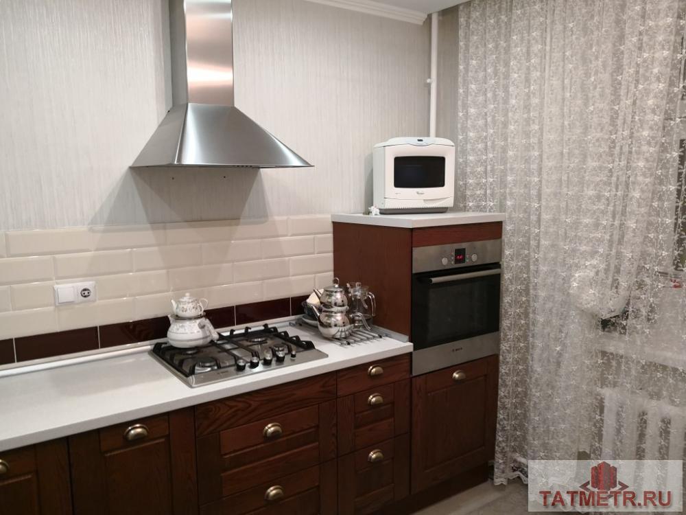 Продажа / Квартиры, Казань, Маршала Чуйкова улица, 3 700 000 Квартира формата 1 плюс с отдельной спальной зоной. выход на лоджию из гостиной.Лоджия застеклена и обшита деревянной...
