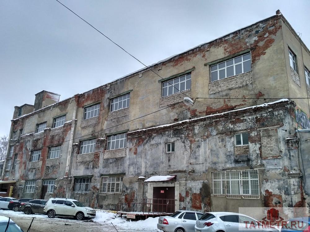Коммерческая / Продажа / Офисы, Казань, Габдуллы Тукая улица, 300 000 з-х этажное офисное здание в исторической части города,Вахитовский район. Сдаётся 2 этаж трехэтажного дома площадью...