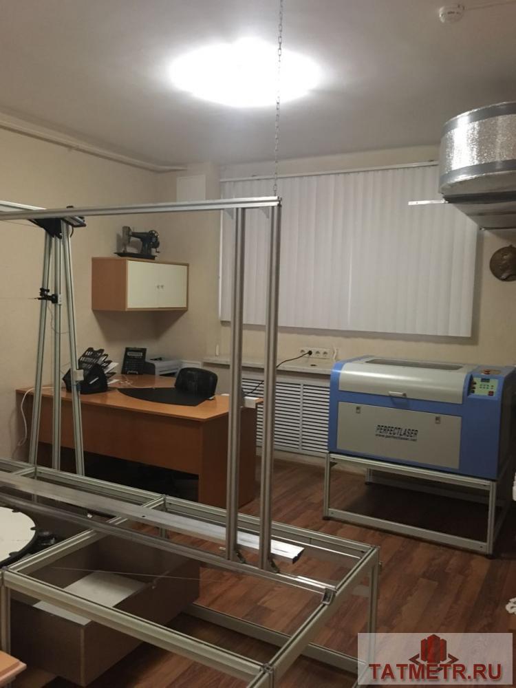 Коммерческая / Продажа / Офисы, Казань, Адоратского улица, 6 500 000 Представляем вашему вниманию помещение свободного назначения, расположенное на цокольном этаже жилого дома. Отдельная... - 7