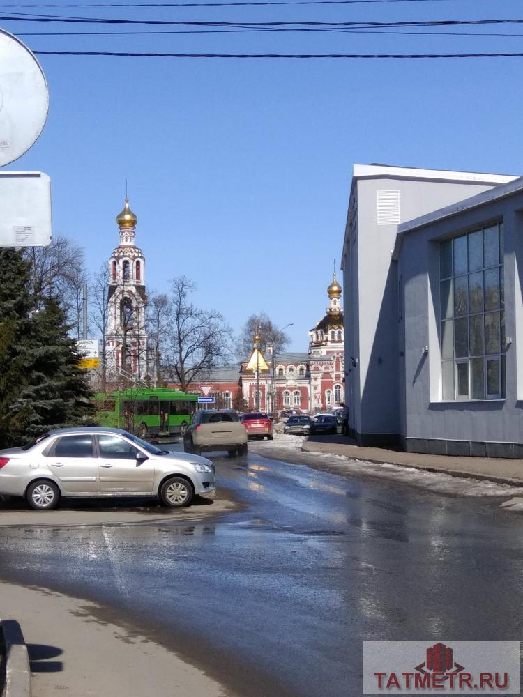 Продажа / Квартиры, Казань, Курашова улица, 3 400 000 Квартира находится в центре города. Уютный микро квартал из трех пятиэтажных домов (хрущевки), примыкающий к лесному...