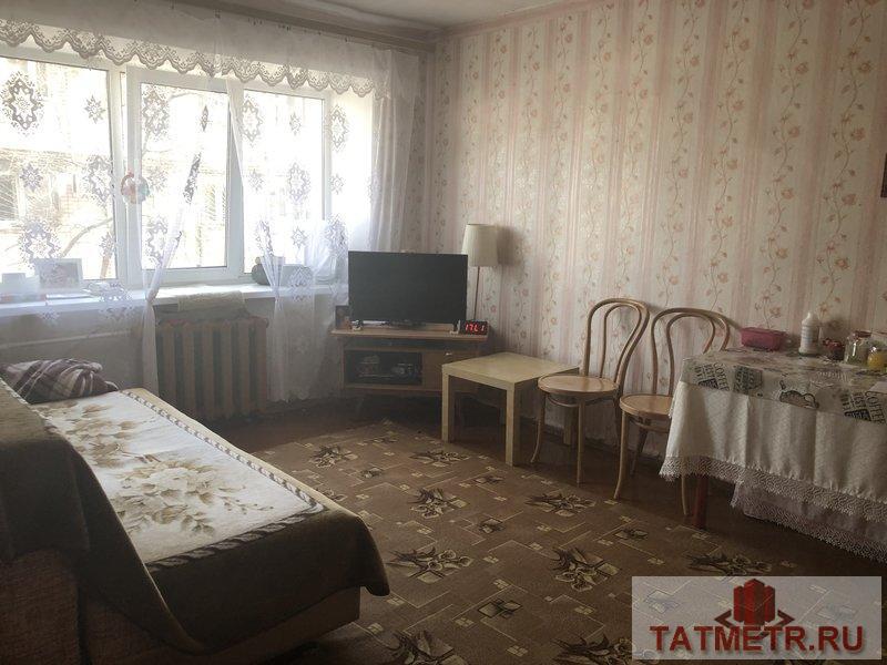 Продажа / Квартиры, Казань, Товарищеская улица, 2 300 000 Продаётся однокомнатная квартира 31 квадратный метр, хрущевка, в центре города. Очень уютная в хорошем зелёном... - 3