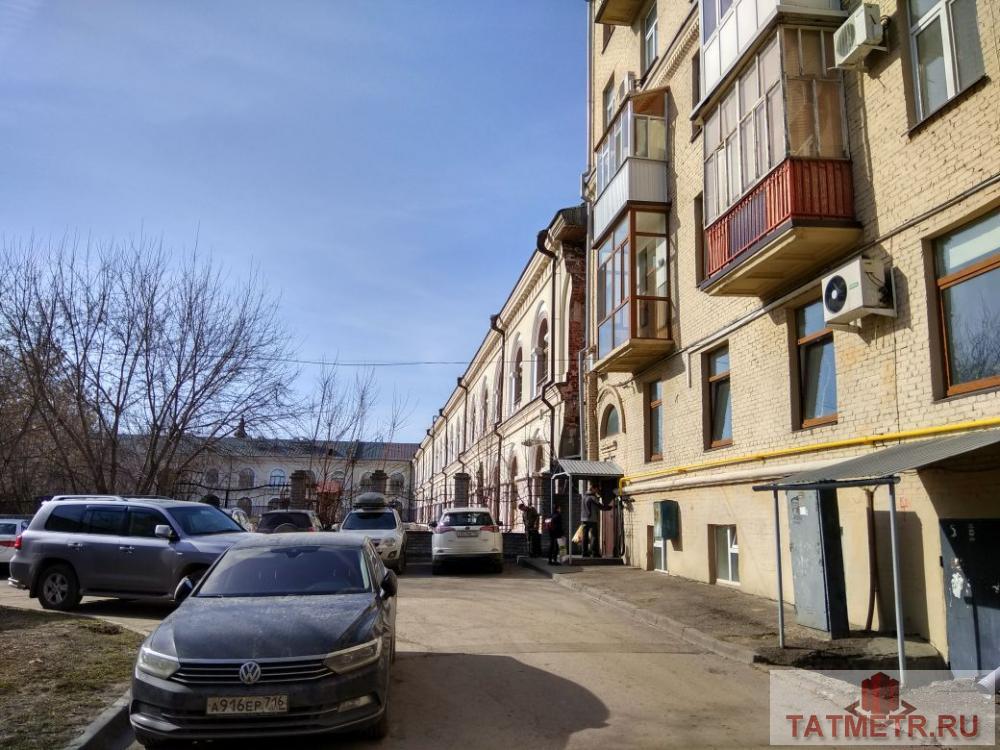 Продажа / Квартиры, Казань, Кремлевская улица, 6 300 000 Продам хорошую 3-х комн. квартиру в центре г. Казани на ул.Кремлевская, 2а, 3-5 эт. , дома Сталинского проекта....